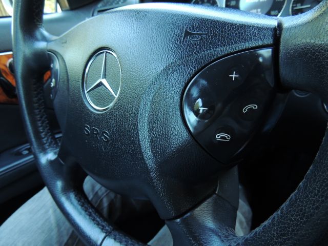 Mercedes-Benz E-Class 2006 photo 15