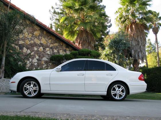 Mercedes-Benz E-Class 2006 photo 1