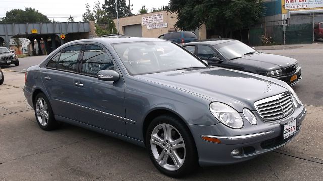 Mercedes-Benz E-Class SE Sport Sedan