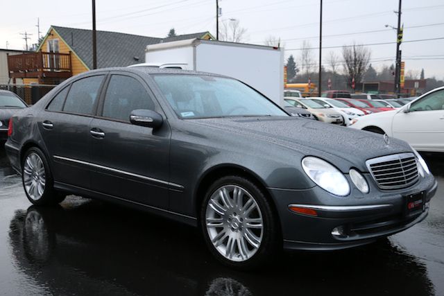 Mercedes-Benz E-Class 2006 photo 2