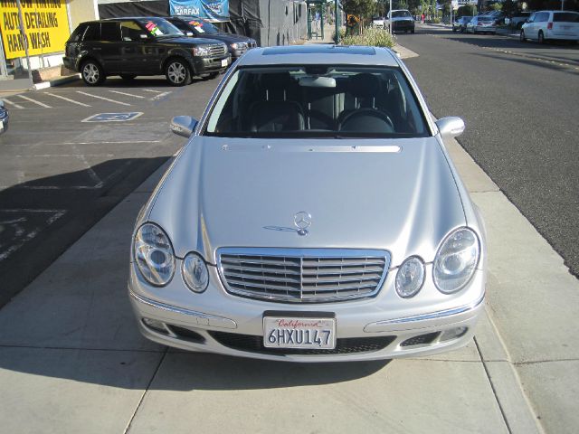 Mercedes-Benz E-Class 2006 photo 5