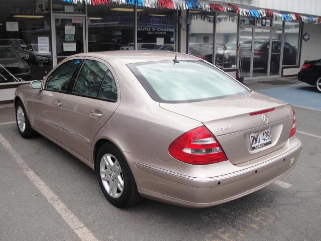 Mercedes-Benz E-Class 2006 photo 4