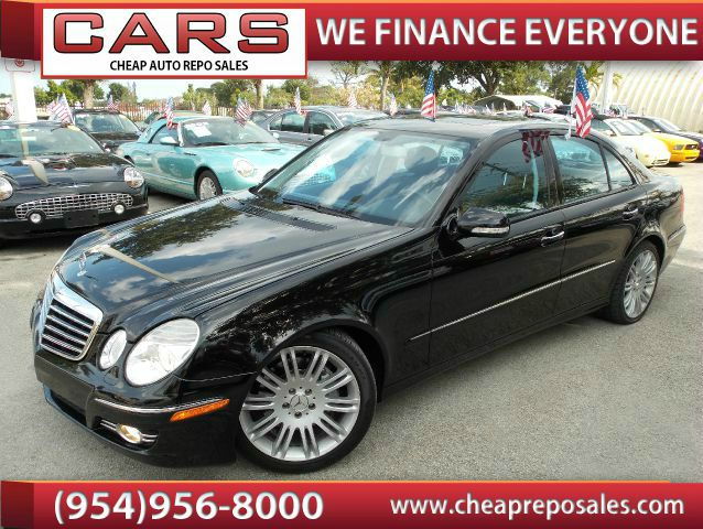 Mercedes-Benz E-Class 2007 photo 2