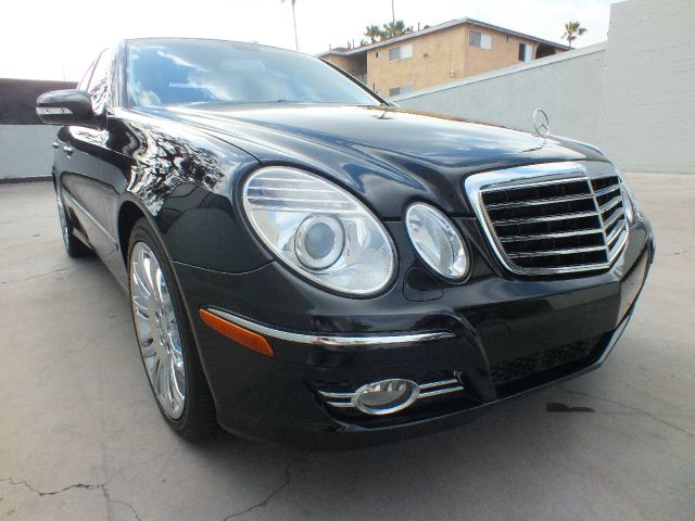 Mercedes-Benz E-Class 2007 photo 21