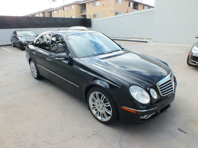 Mercedes-Benz E-Class 2007 photo 25