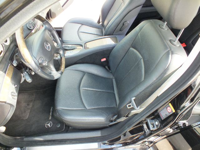 Mercedes-Benz E-Class 2007 photo 28