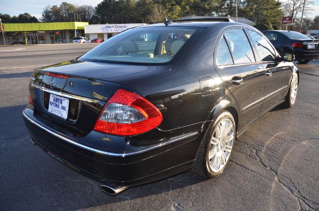 Mercedes-Benz E-Class 2007 photo 1