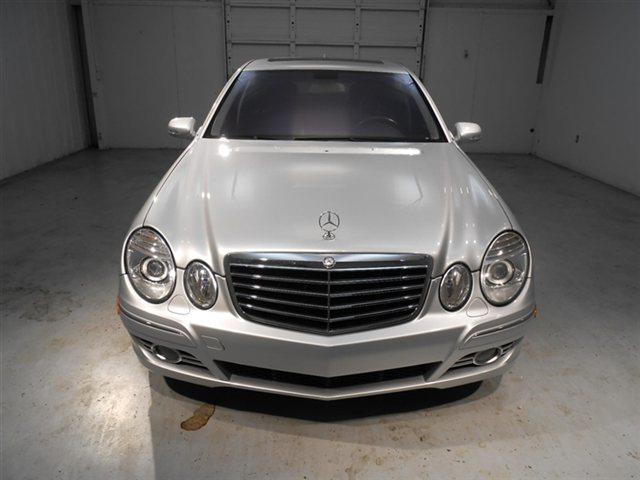 Mercedes-Benz E-Class 2007 photo 1