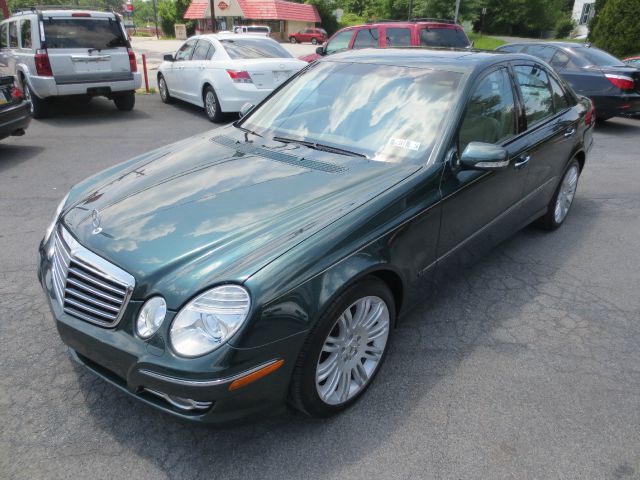 Mercedes-Benz E-Class 2007 photo 3