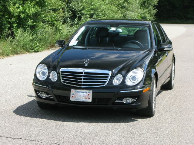 Mercedes-Benz E-Class 2007 photo 4