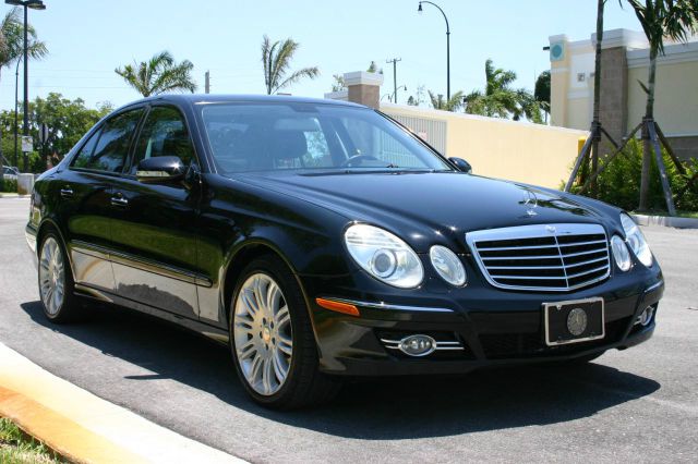 Mercedes-Benz E-Class 2007 photo 38