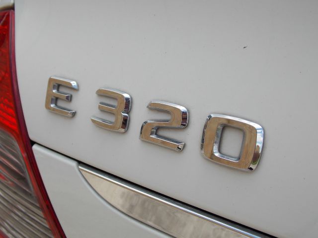 Mercedes-Benz E-Class 2007 photo 1