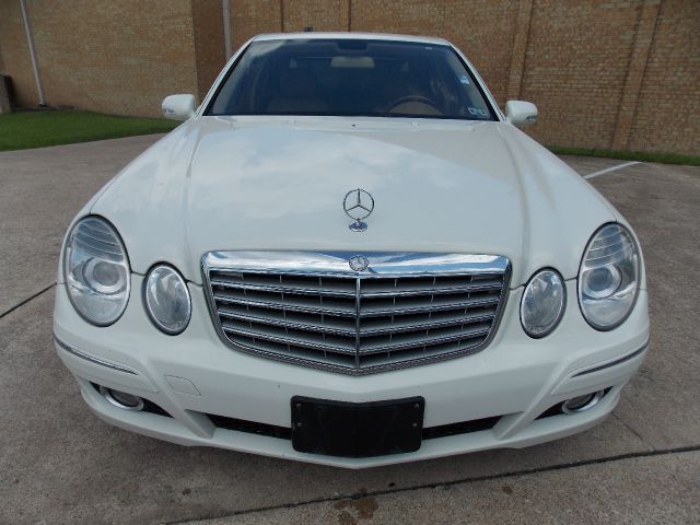 Mercedes-Benz E-Class 2007 photo 27