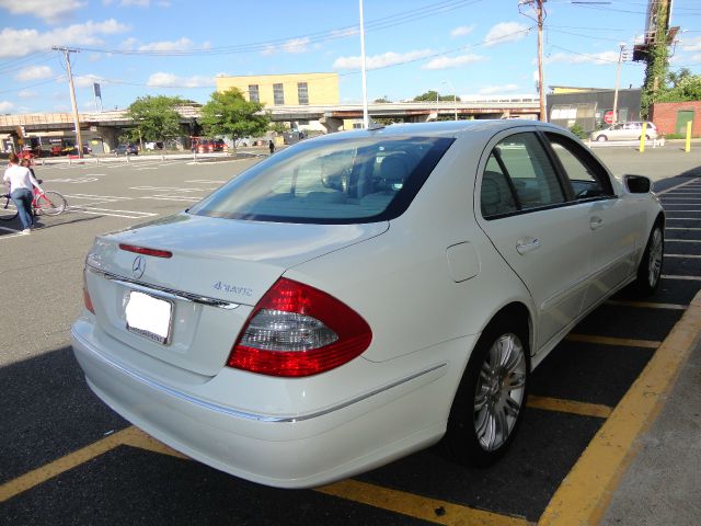 Mercedes-Benz E-Class JLS JS Sedan