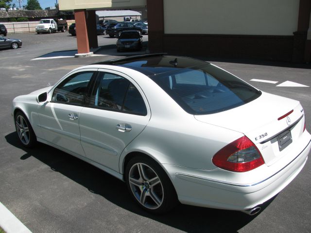 Mercedes-Benz E-Class GLS TDi Diesel Sedan