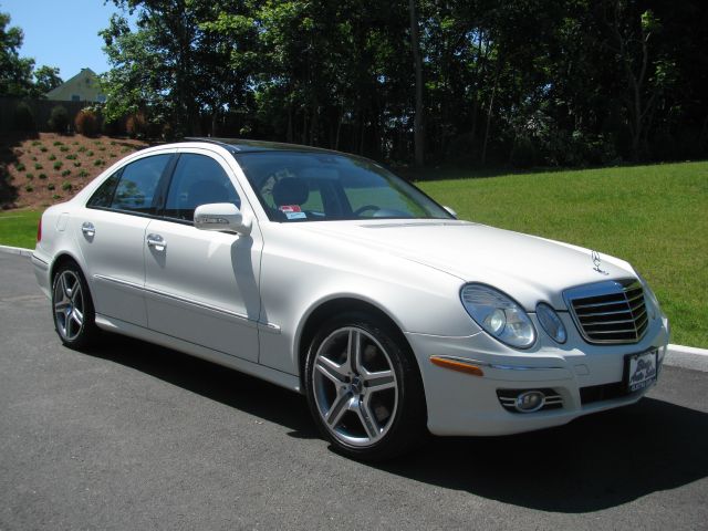 Mercedes-Benz E-Class 2008 photo 3