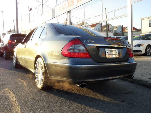 Mercedes-Benz E-Class 2008 photo 2