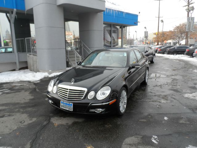 Mercedes-Benz E-Class 2008 photo 4