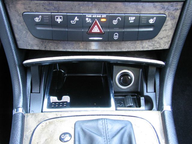 Mercedes-Benz E-Class 2008 photo 28