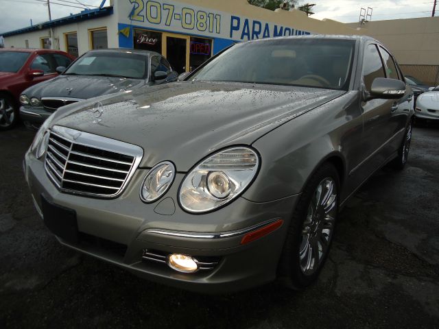 Mercedes-Benz E-Class 2008 photo 4