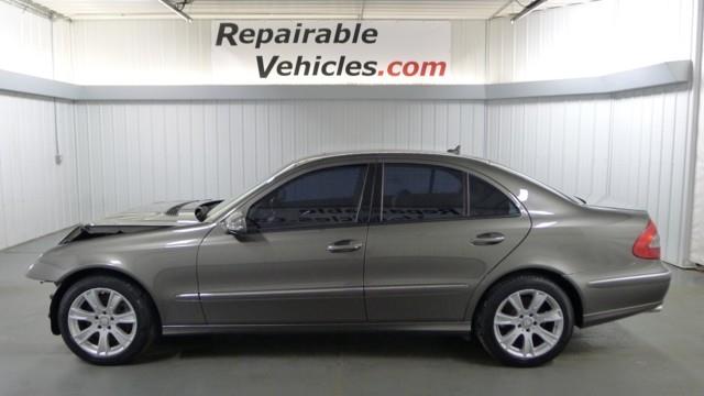 Mercedes-Benz E-Class 2008 photo 3