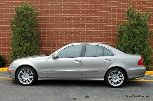 Mercedes-Benz E-Class 2008 photo 1