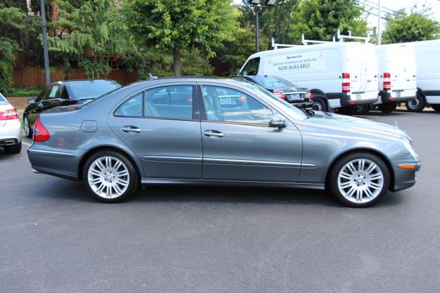 Mercedes-Benz E-Class 2008 photo 3