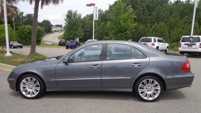 Mercedes-Benz E-Class 2008 photo 1