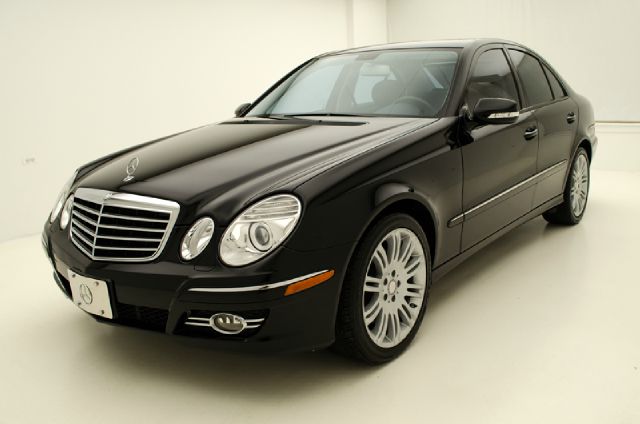 Mercedes-Benz E-Class 2008 photo 4