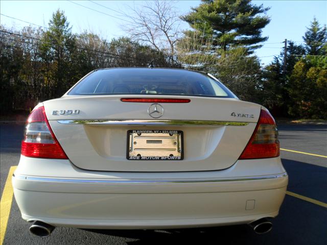 Mercedes-Benz E-Class 2008 photo 3