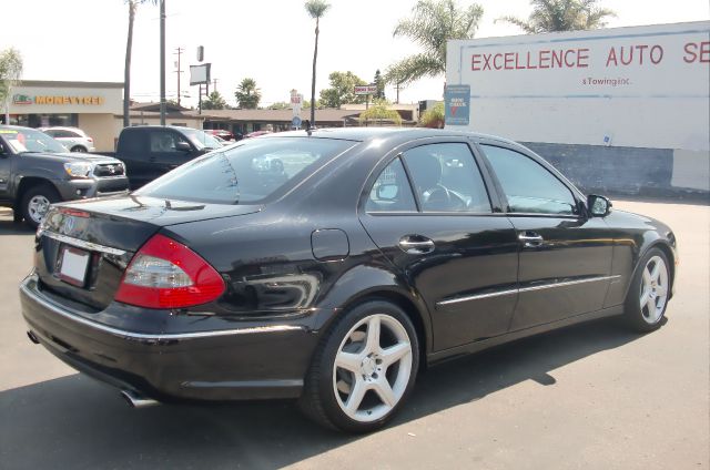 Mercedes-Benz E-Class Amenities Package Sedan