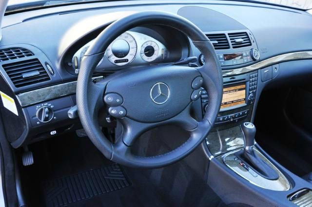 Mercedes-Benz E-Class 2009 photo 3