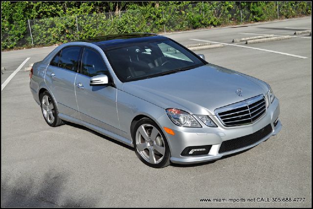 Mercedes-Benz E-Class 2010 photo 1