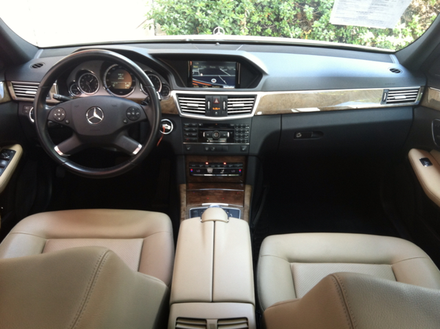 Mercedes-Benz E-Class 2010 photo 6