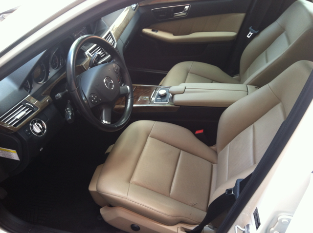 Mercedes-Benz E-Class 2010 photo 7