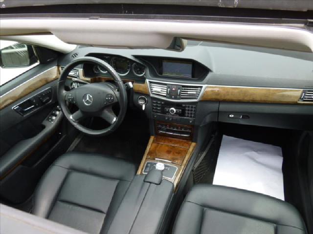 Mercedes-Benz E-Class 2010 photo 5