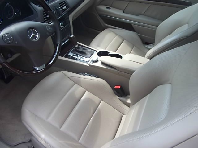 Mercedes-Benz E-Class 2010 photo 3