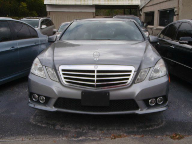 Mercedes-Benz E-Class 2010 photo 3