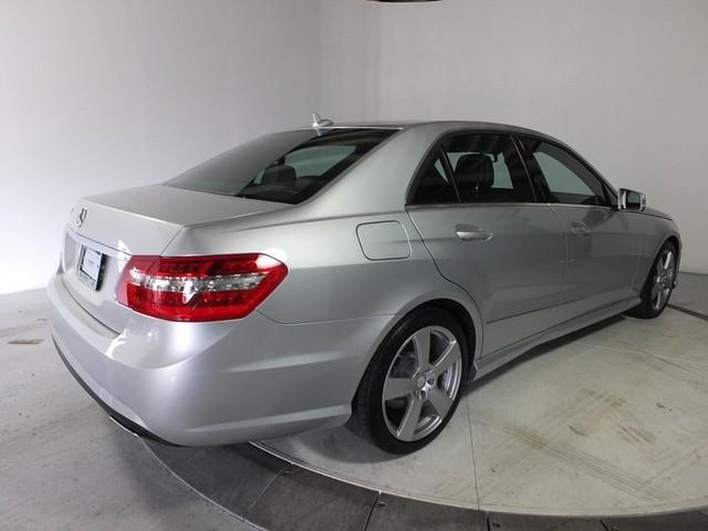 Mercedes-Benz E-Class GLS TDi Diesel Sedan