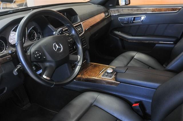 Mercedes-Benz E-Class 2011 photo 16