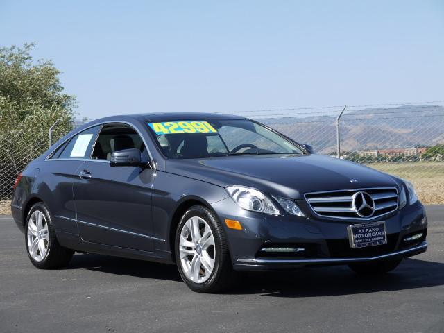 Mercedes-Benz E-Class 2011 photo 4