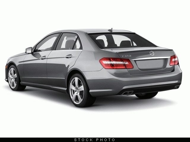 Mercedes-Benz E-Class 2011 photo 4