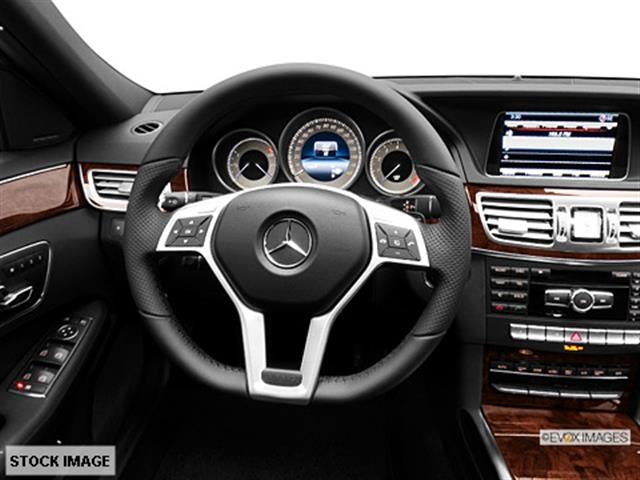 Mercedes-Benz E-Class 2014 photo 4