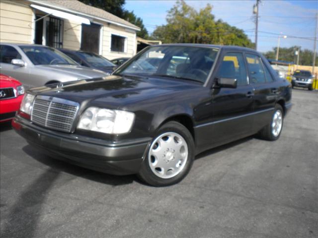 Mercedes-Benz E Class Unknown Sedan