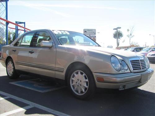 Mercedes-Benz E Class 1997 photo 1