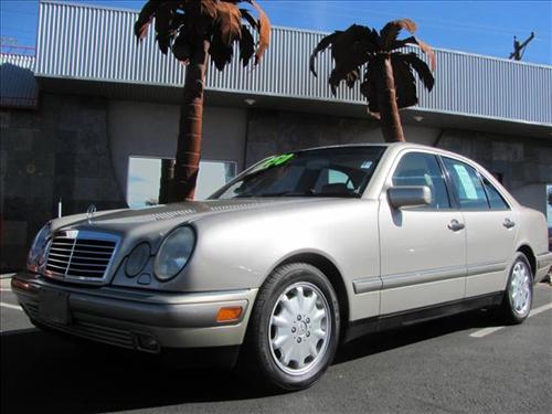 Mercedes-Benz E Class 1997 photo 2