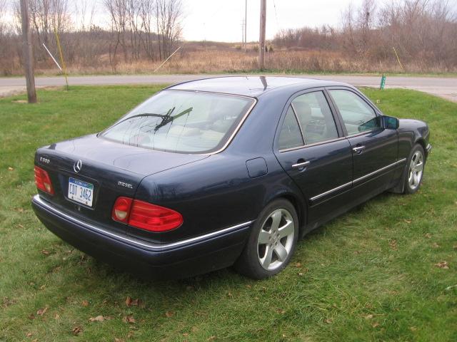 Mercedes-Benz E Class 1997 photo 4