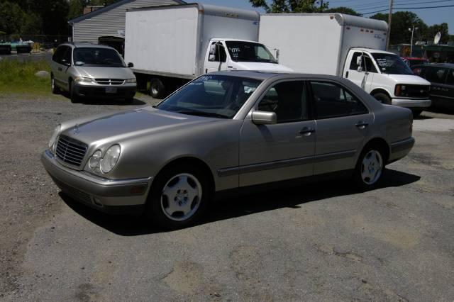 Mercedes-Benz E Class C230 1.8K Sedan