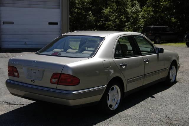 Mercedes-Benz E Class 1997 photo 5