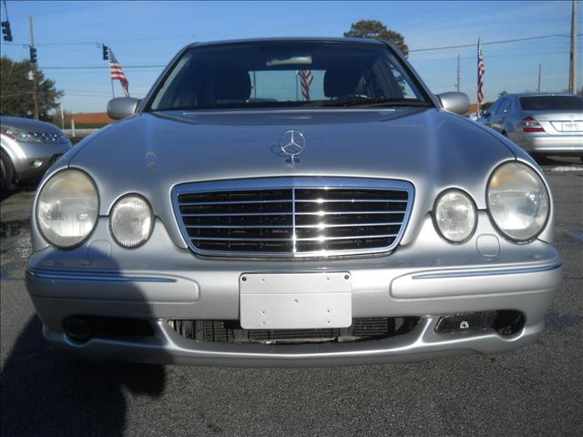 Mercedes-Benz E Class 2001 photo 1